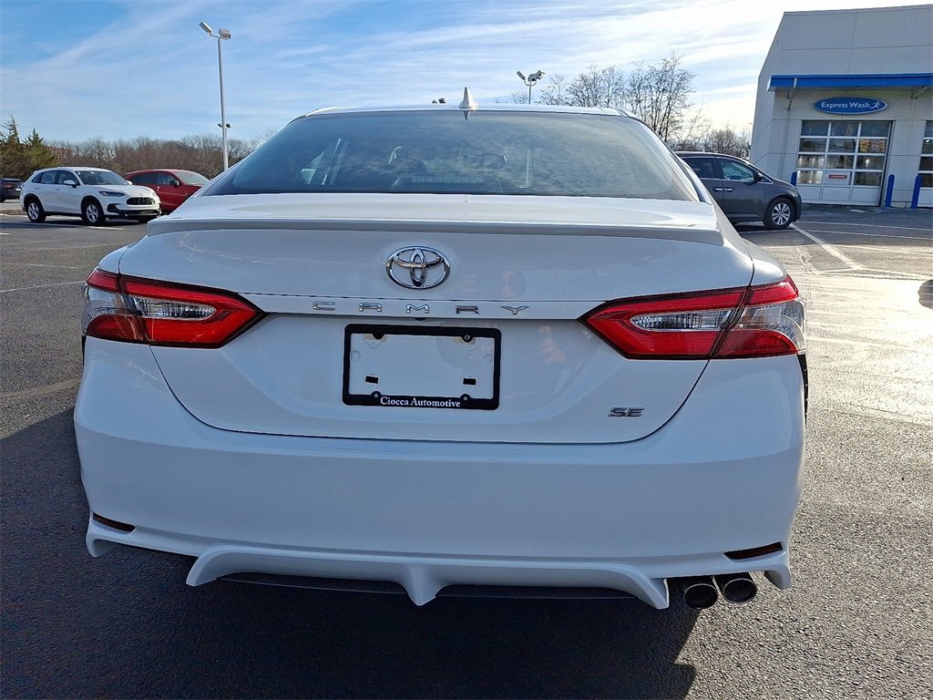 Used 2019 Toyota Camry SE image 8