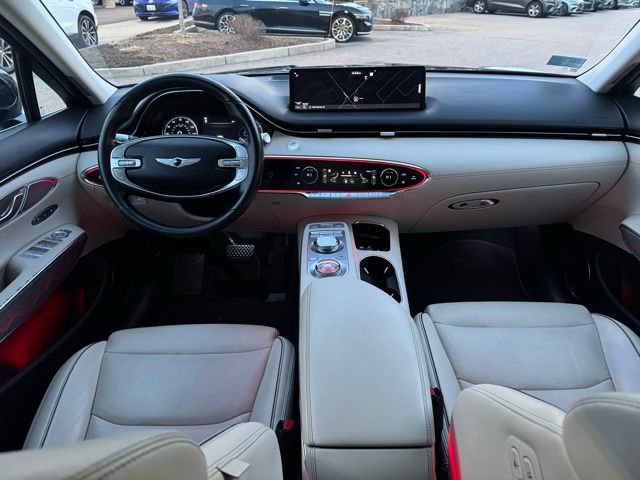 Used 2022 Genesis GV70 2.5T w/ Advanced Package image 43
