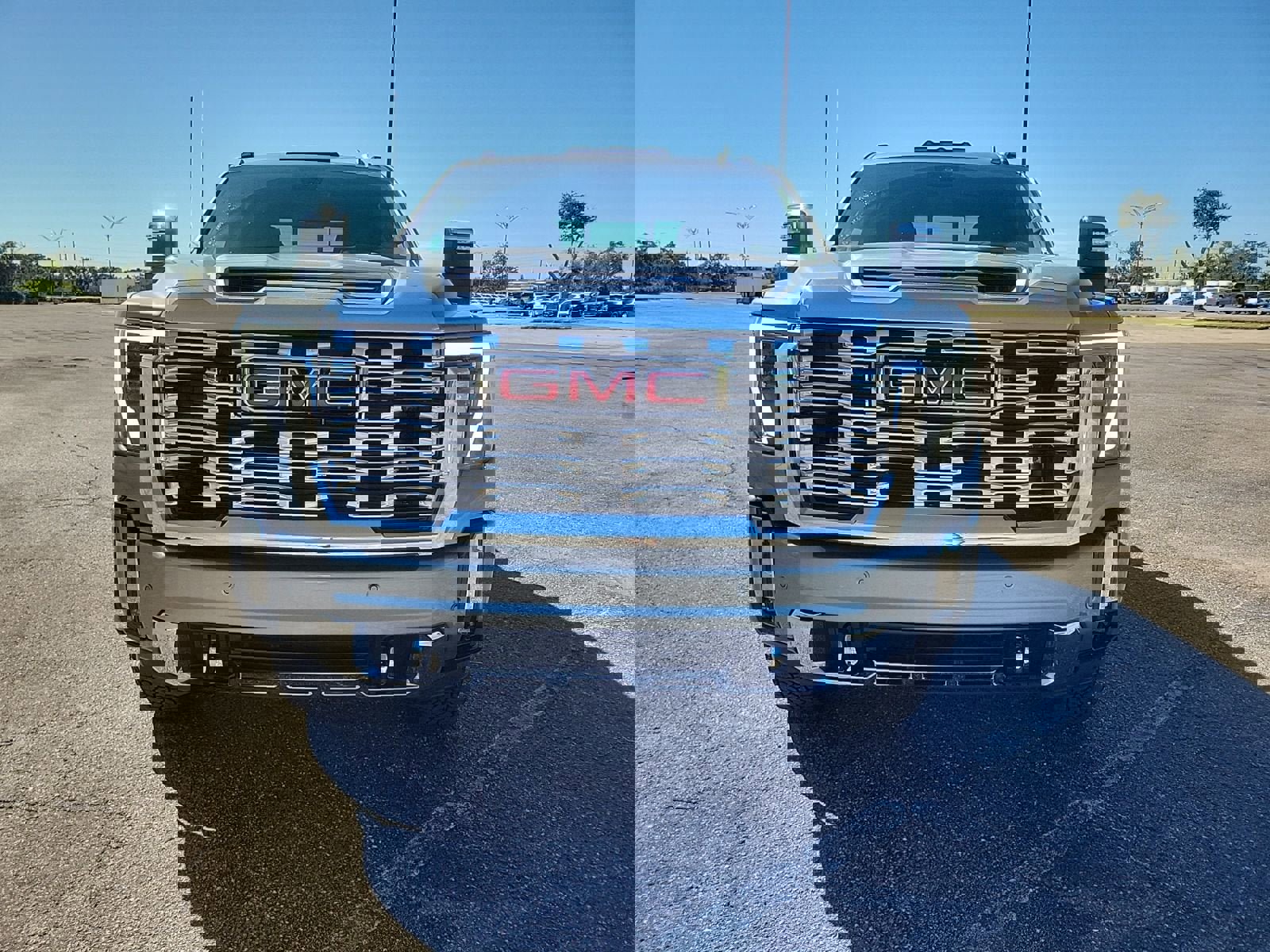 New 2026 GMC Sierra 3500 Denali w/ Denali Reserve Package image 3