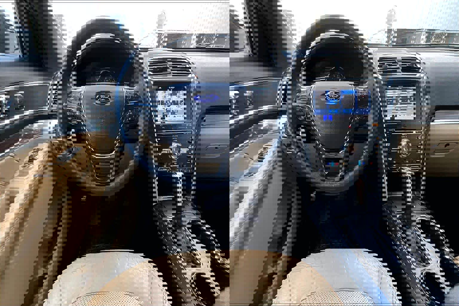 Certified 2017 Ford Explorer Limited image 6