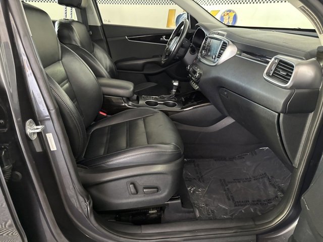 Used 2019 Kia Sorento EX w/ EX Touring Package image 28