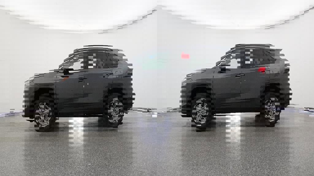 New 2025 Toyota RAV4 XLE image 19