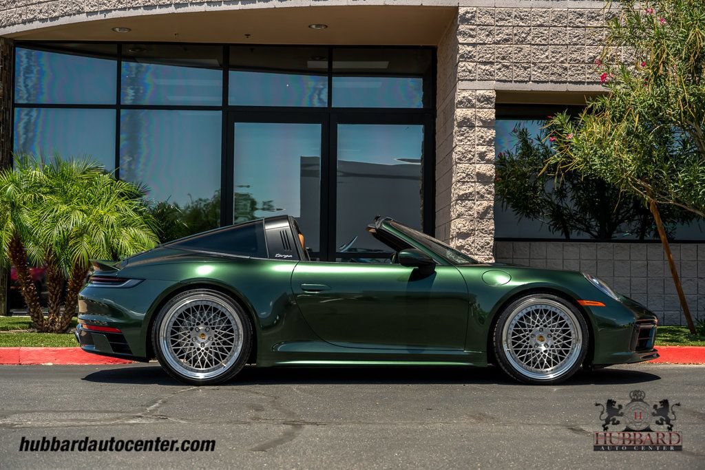 Used 2024 Porsche 911 AWD/4WD image 9