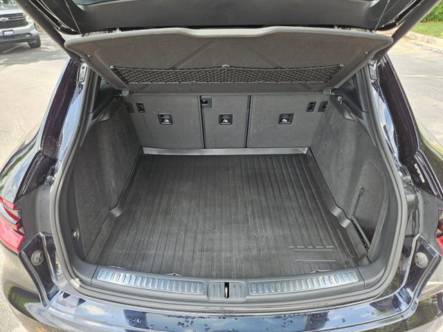 Used 2018 Porsche Macan S AWD/4WD image 7