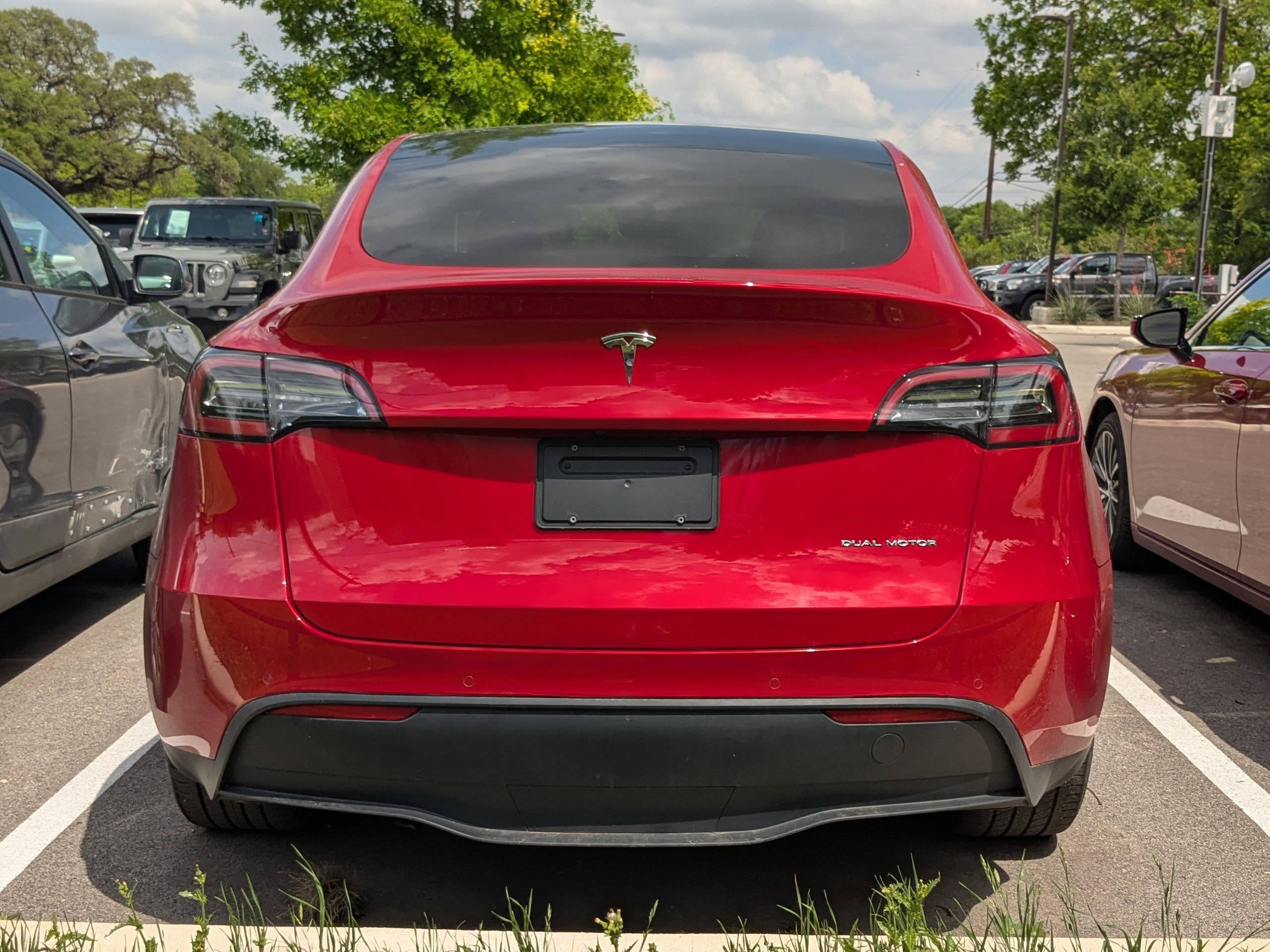 Used 2020 Tesla Model Y Long Range image 5