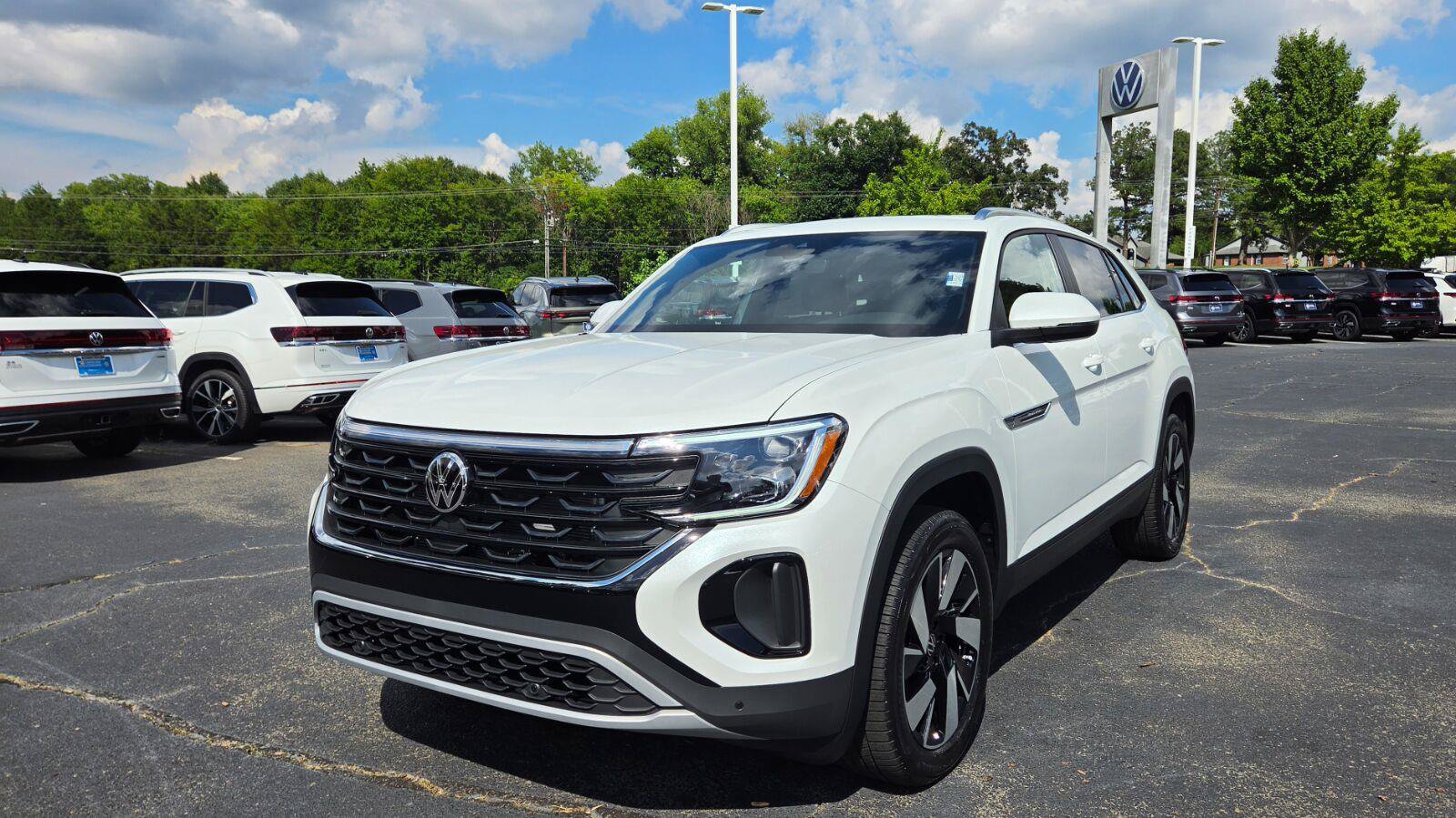 New 2026 Volkswagen Atlas Cross Sport SE AWD/4WD image 9