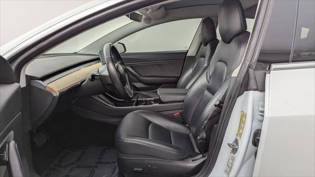 Used 2018 Tesla Model 3 Mid Range image 13
