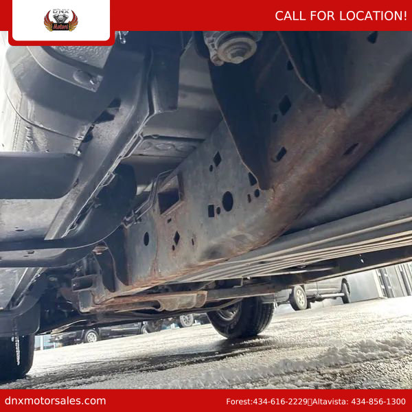 Used 2015 Ford F150 XLT w/ Equipment Group 302A Luxury image 11