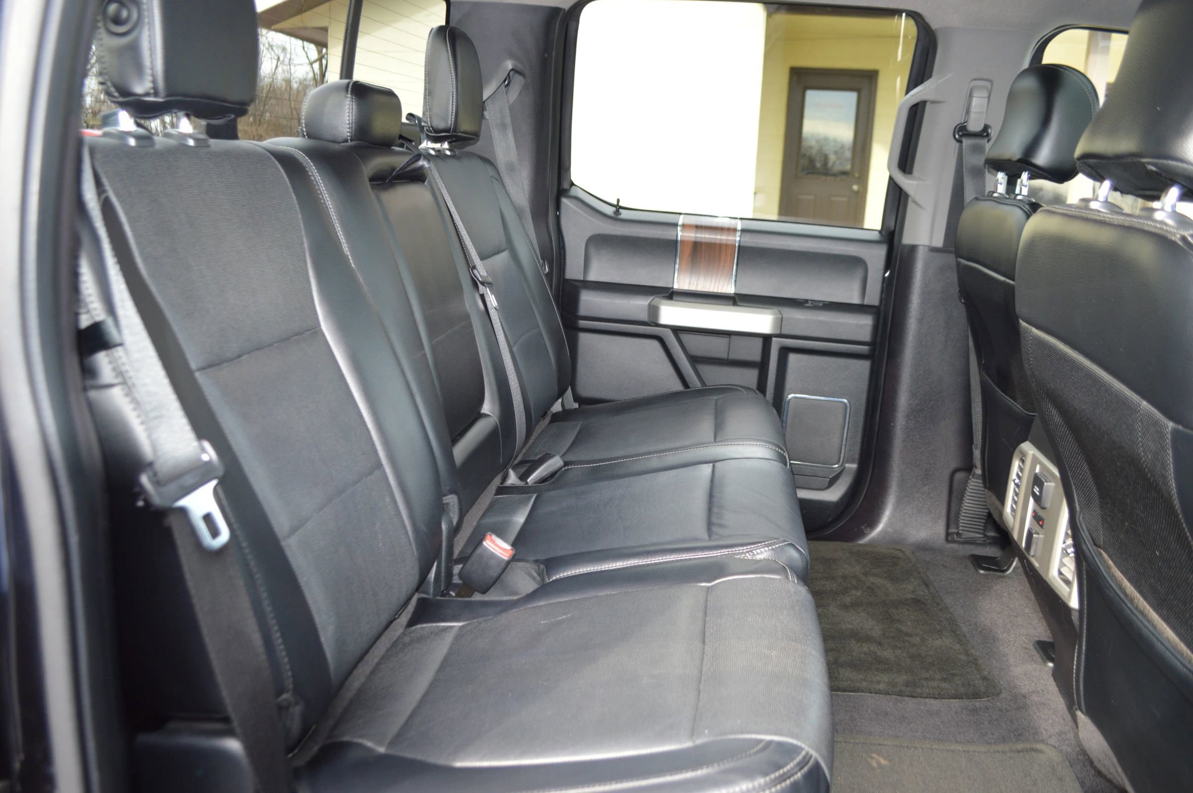 Used 2015 Ford F150 Lariat w/ Equipment Group 502A Luxury image 18