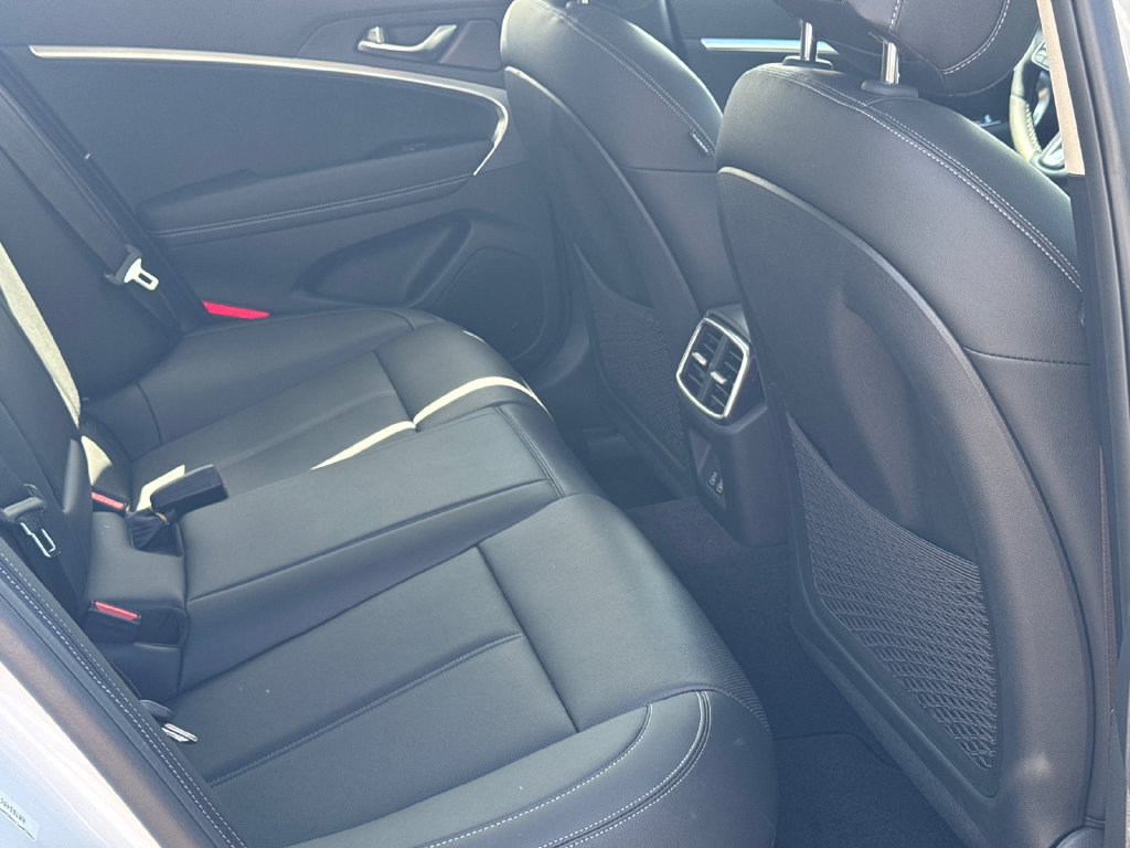 New 2026 Genesis G70 2.5T RWD image 15