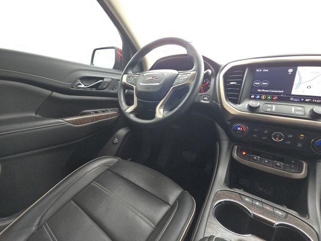 Used 2023 GMC Acadia Denali w/ Denali Technology Package image 32