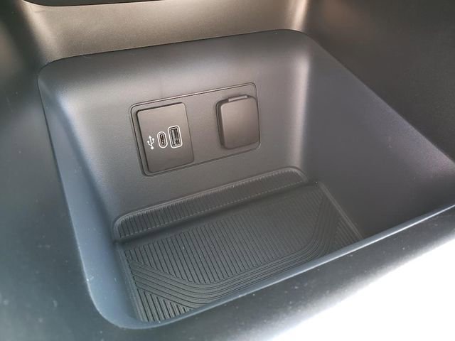 New 2026 Ford Explorer ST-Line image 25