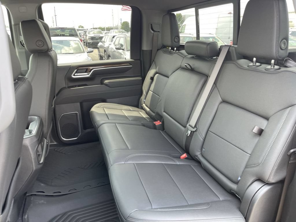 New 2026 Chevrolet Silverado 2500 LT w/ All Star Edition AWD/4WD image 21