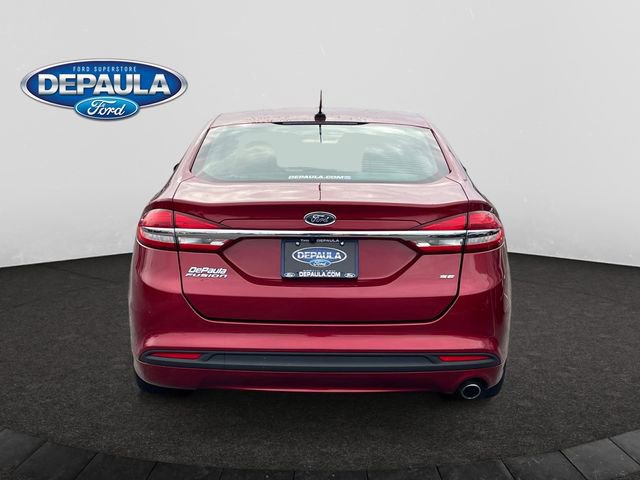 Used 2017 Ford Fusion SE image 5