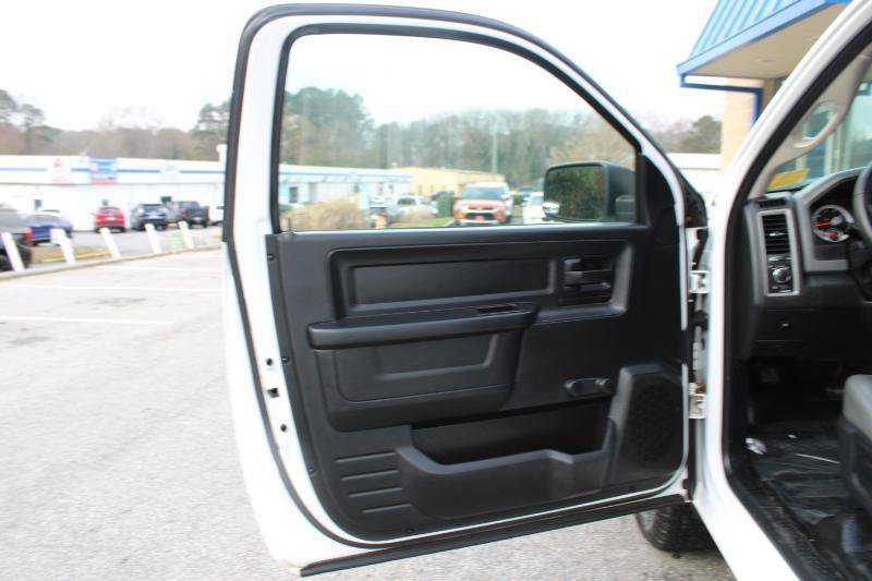 Used 2014 RAM 1500 Tradesman AWD/4WD image 12