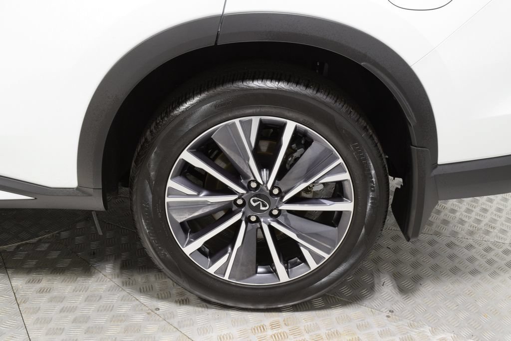 Certified 2026 INFINITI QX60 Luxe w/ Cargo Package AWD/4WD image 38