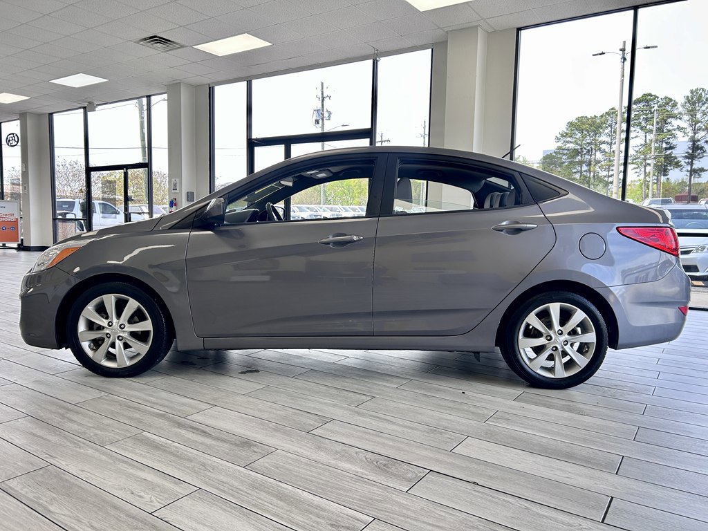Used 2014 Hyundai Accent GLS w/ Option Group 2 image 4