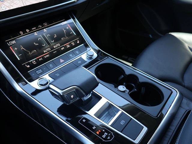 Used 2022 Audi Q8 Premium Plus AWD/4WD image 21