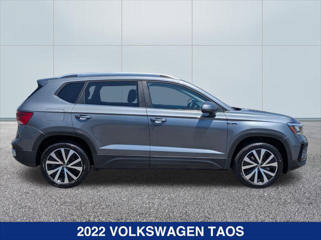 Certified 2022 Volkswagen Taos SE FWD image 6