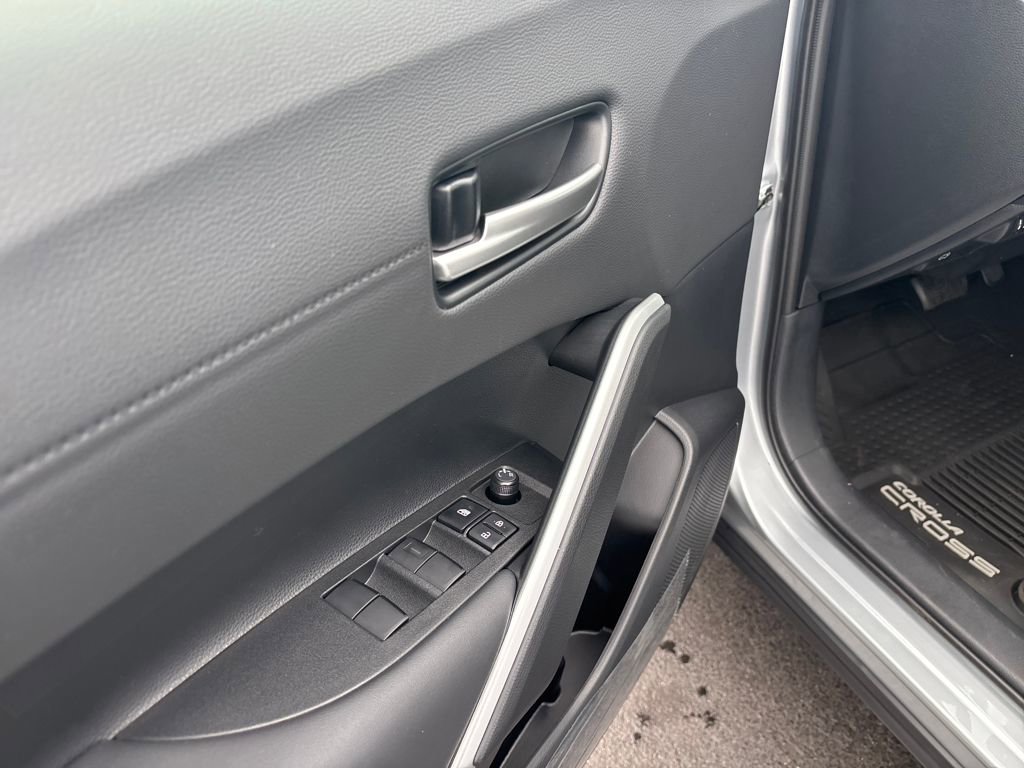 New 2026 Toyota Corolla Cross XLE image 11