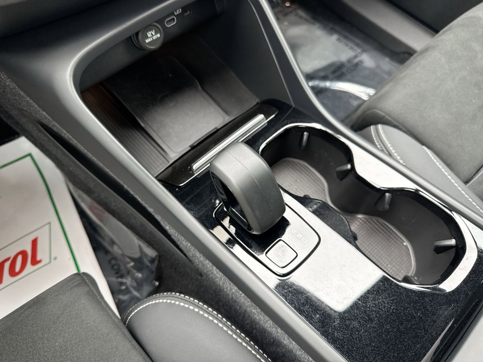 Certified 2023 Volvo C40 P8 Recharge Plus AWD/4WD image 22