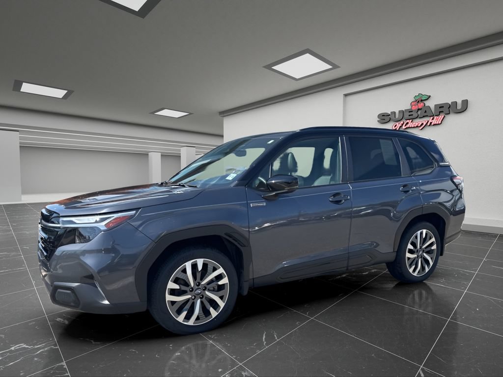 Used 2025 Subaru Forester Touring AWD/4WD image 7