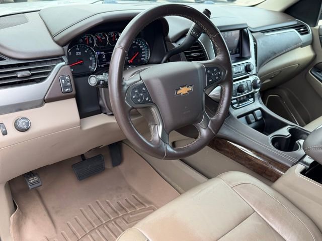Used 2018 Chevrolet Suburban LT RWD image 13