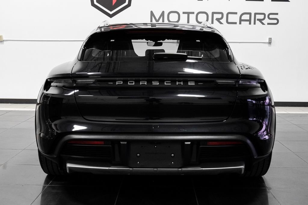 Used 2023 Porsche Taycan 4 Cross Turismo image 13