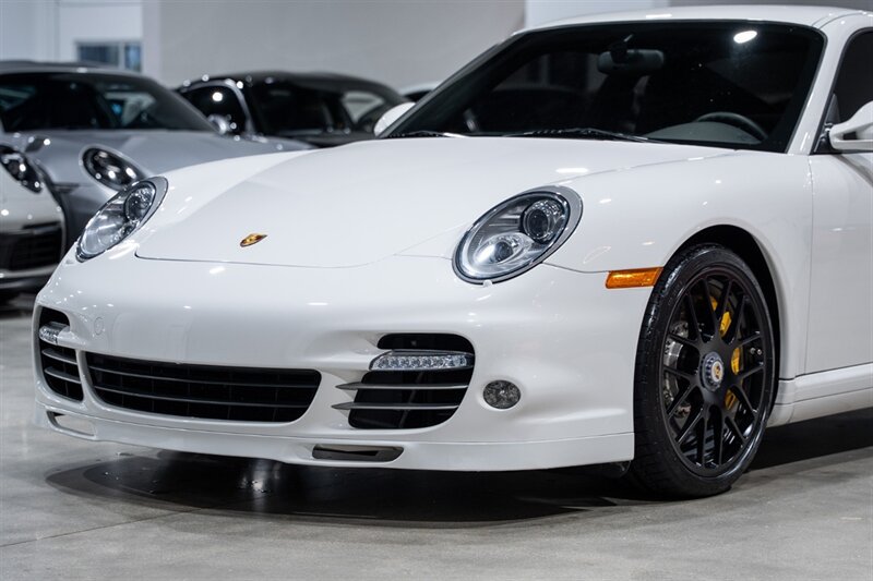 Used 2013 Porsche 911 Turbo S AWD/4WD image 65