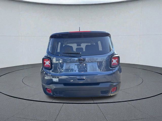 Used 2023 Jeep Renegade Altitude image 5