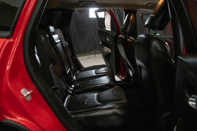 Used 2018 Jeep Cherokee Limited w/ High Altitude Package image 18