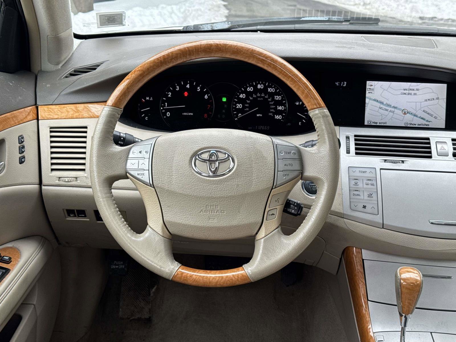 Used 2006 Toyota Avalon Limited image 15