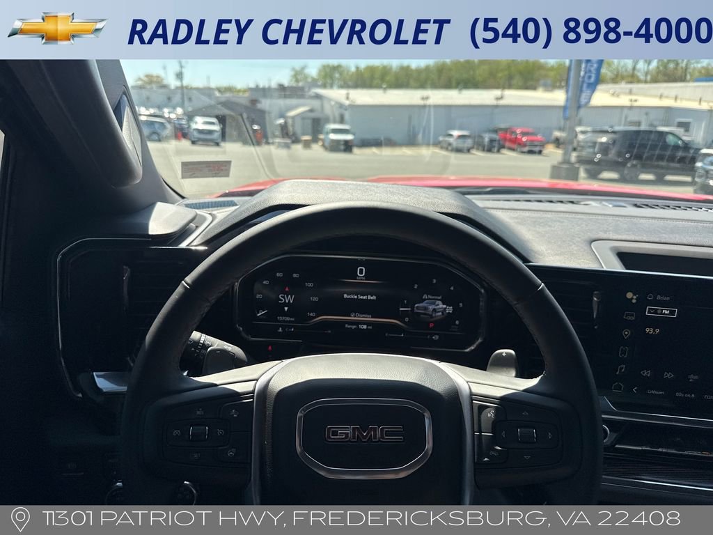 Certified 2025 GMC Sierra 1500 Elevation w/ LPO, Elevation Black Package AWD/4WD image 6