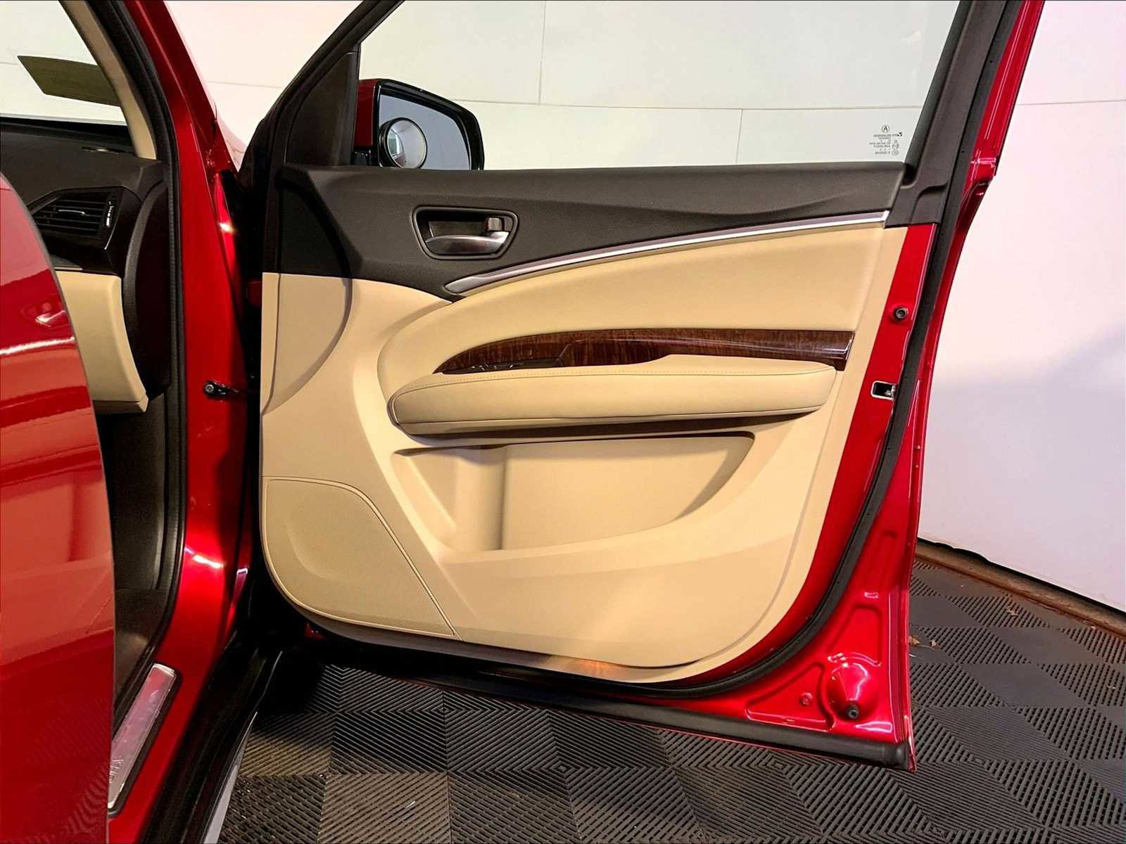 Used 2020 Acura MDX SH-AWD image 26