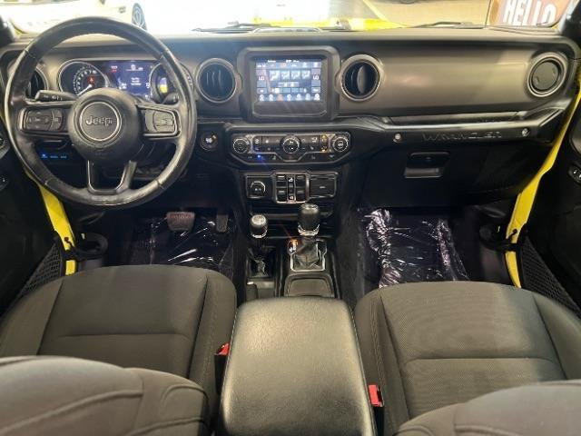 Used 2023 Jeep Wrangler Unlimited w/ Cold Weather Group AWD/4WD image 10