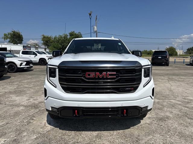 Used 2024 GMC Sierra 1500 AT4 w/ Technology Package image 4