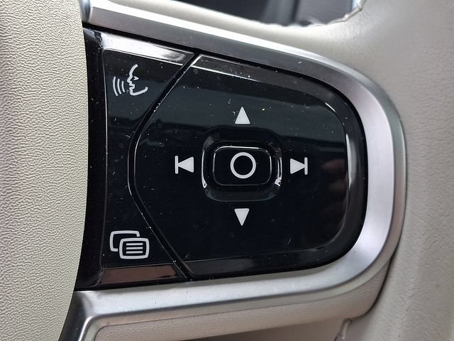 Certified 2025 Volvo XC90 B6 Plus w/ Protection Package Premier AWD/4WD image 26