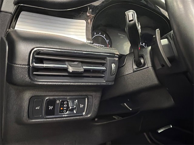 Used 2022 Lincoln Corsair FWD image 32