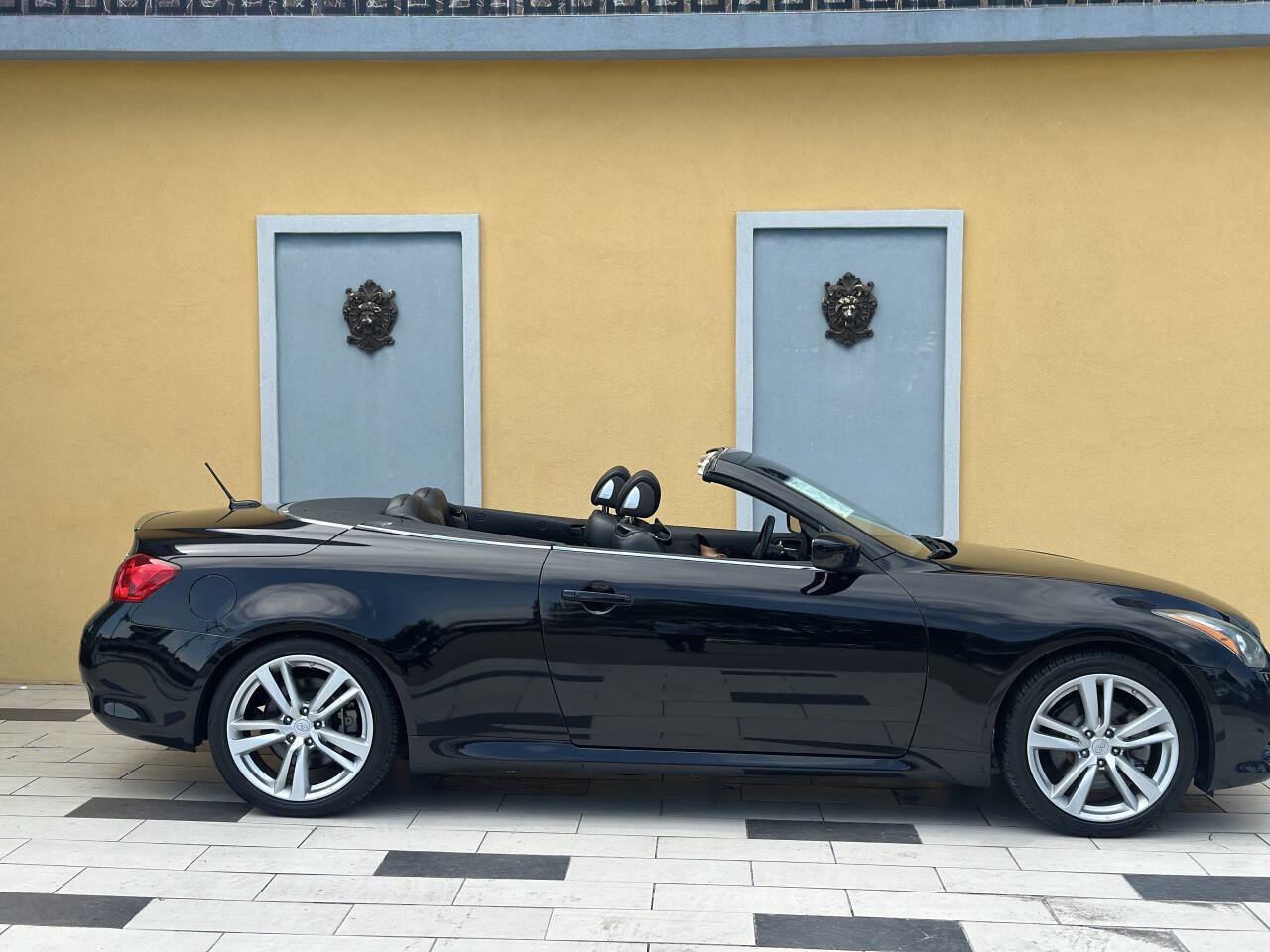 Used 2014 INFINITI Q60 Convertible w/ Premium Package image 20