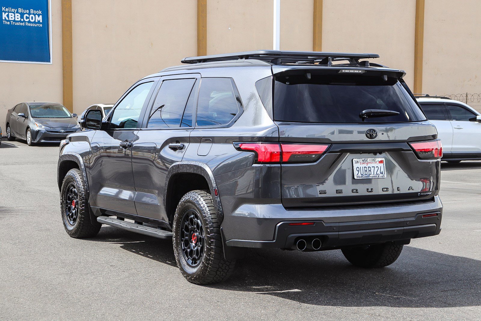 Used 2025 Toyota Sequoia TRD Pro w/ Tow Technology Package image 12