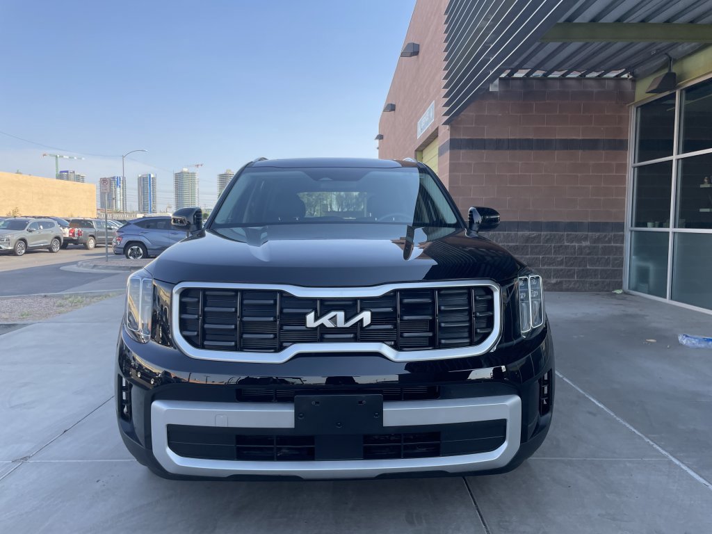 Used 2024 Kia Telluride S w/ S Sunroof Package image 7