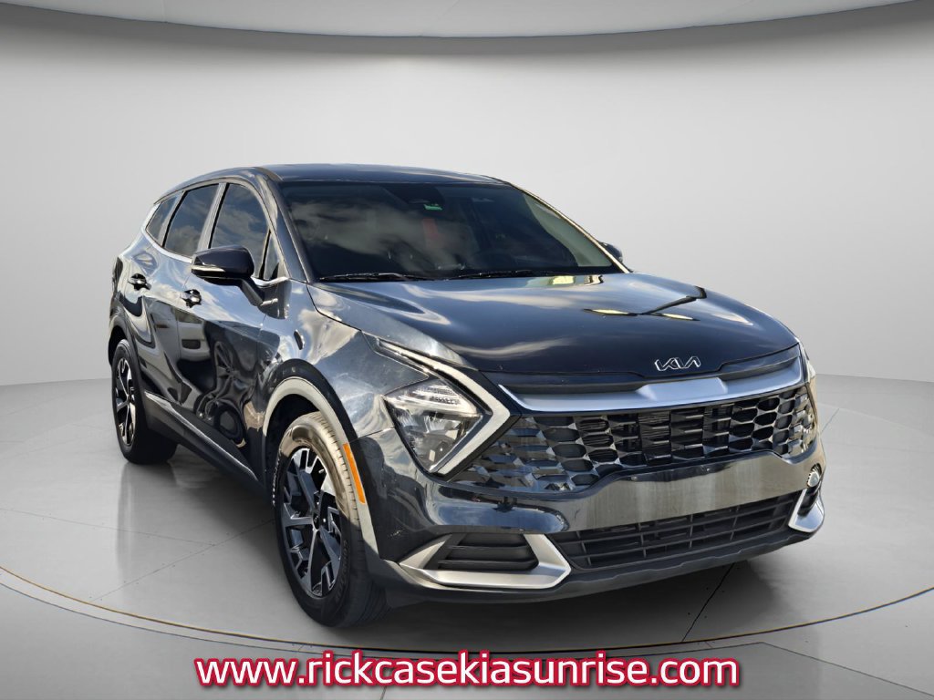 Used 2023 Kia Sportage EX FWD image 4
