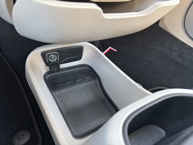 Used 2023 Chrysler Pacifica Touring-L FWD image 22