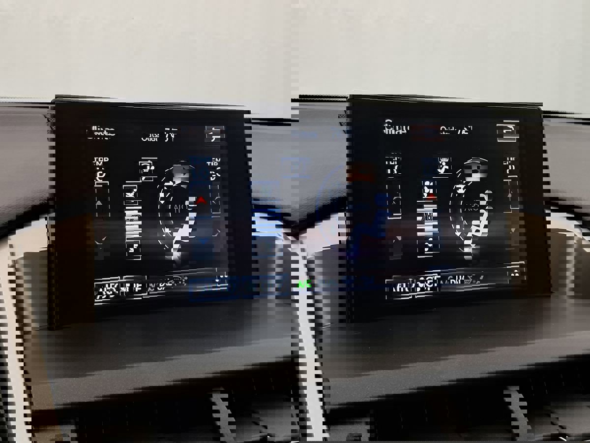 Used 2016 Lexus NX 300h AWD image 25