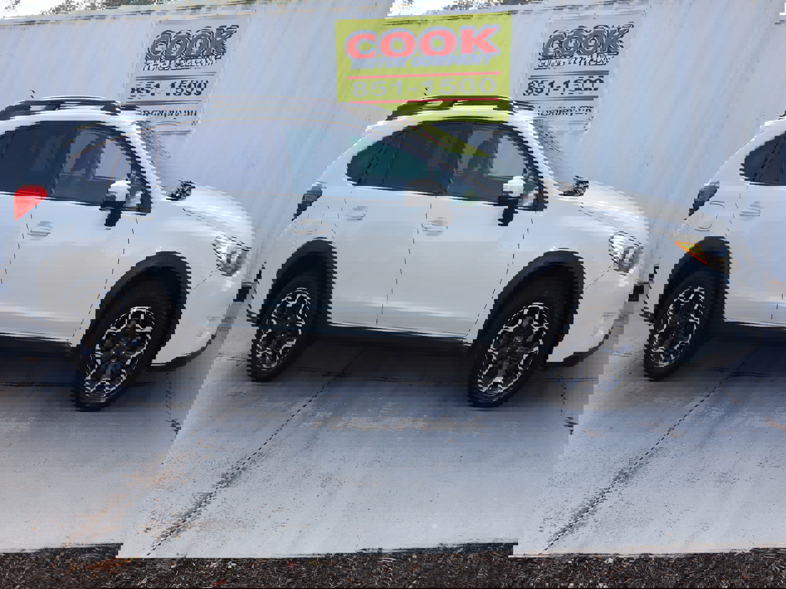 Used 2015 Subaru Crosstrek 2.0i Limited image 3