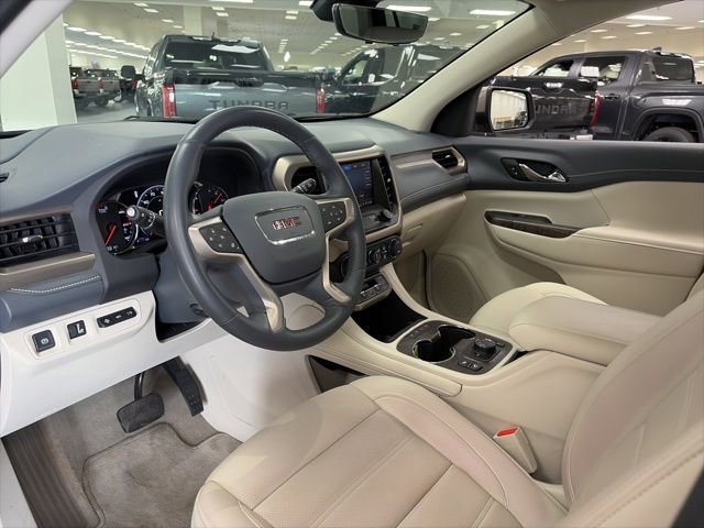 Used 2023 GMC Acadia Denali w/ Denali Technology Package AWD/4WD image 17