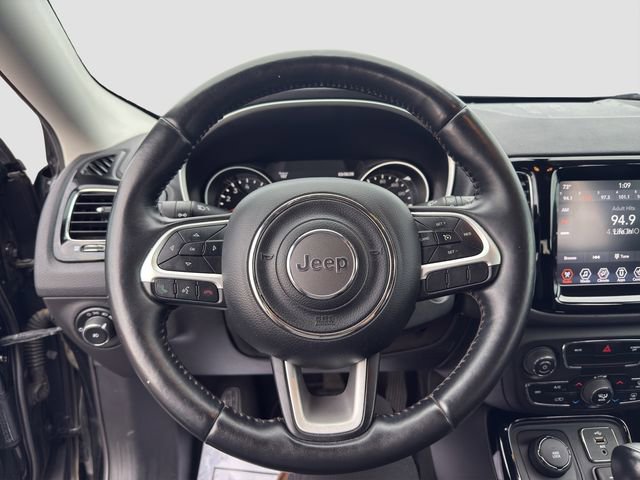 Used 2017 Jeep Compass Limited image 10