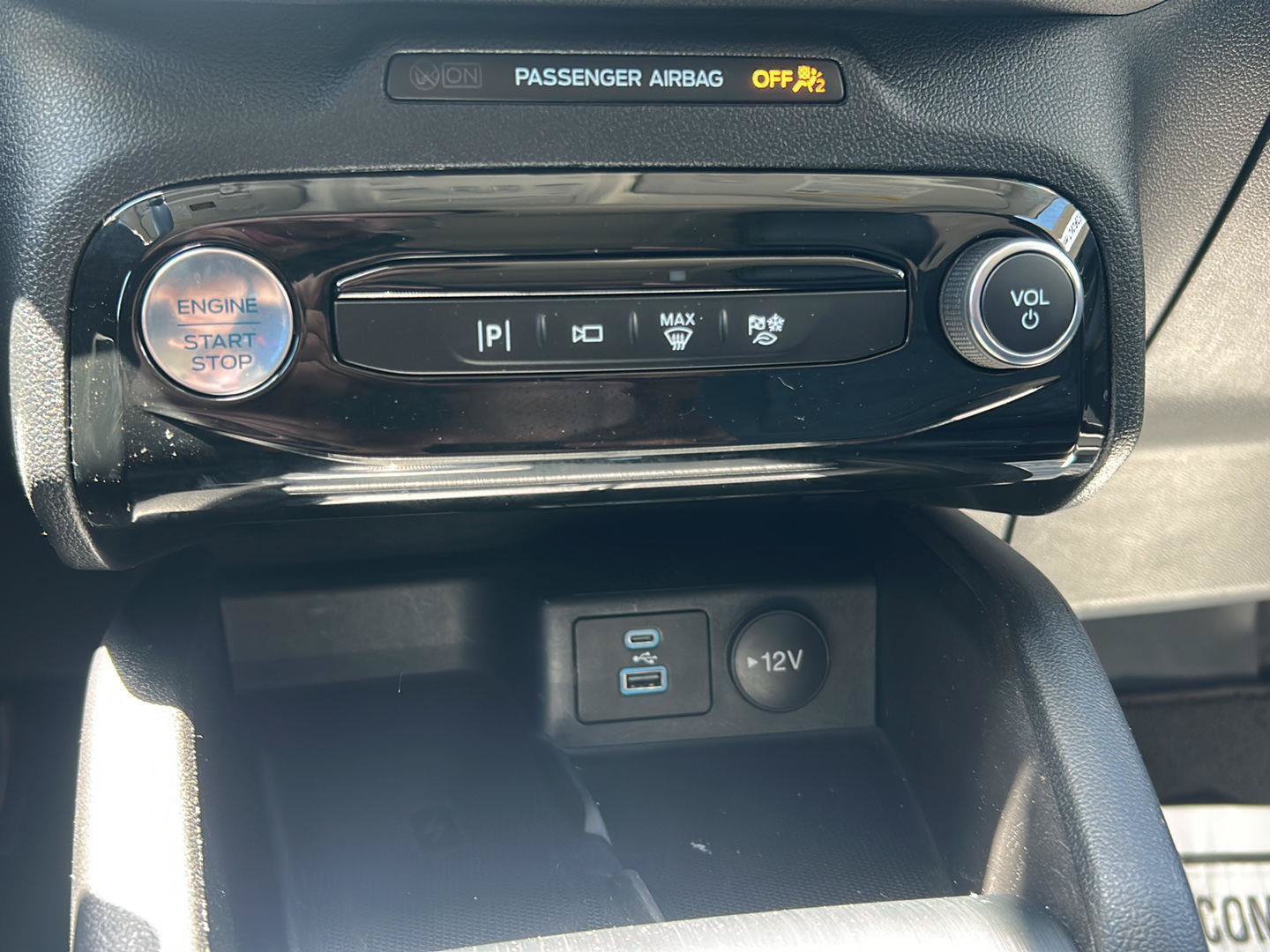 Used 2023 Ford Escape SE w/ PHEV Premium Package FWD image 27