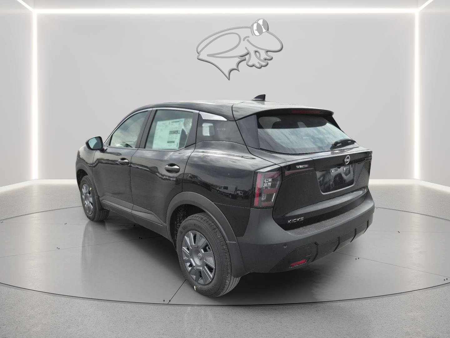 New 2026 Nissan Kicks SR image 3