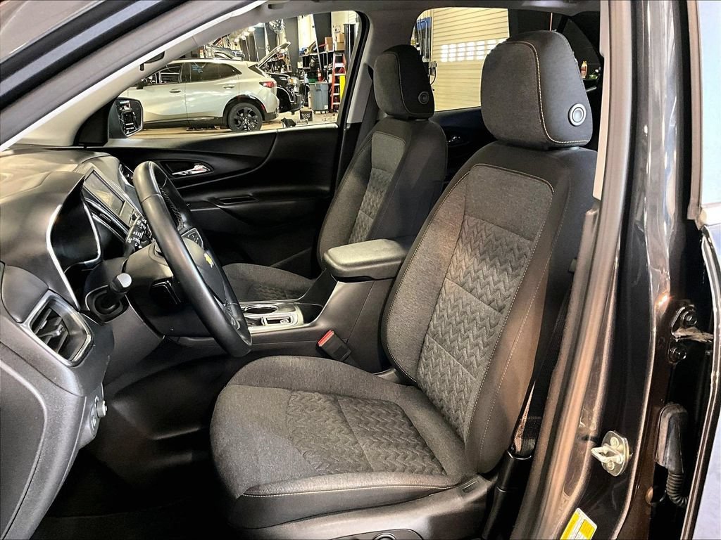 Used 2023 Chevrolet Equinox LT AWD/4WD image 10